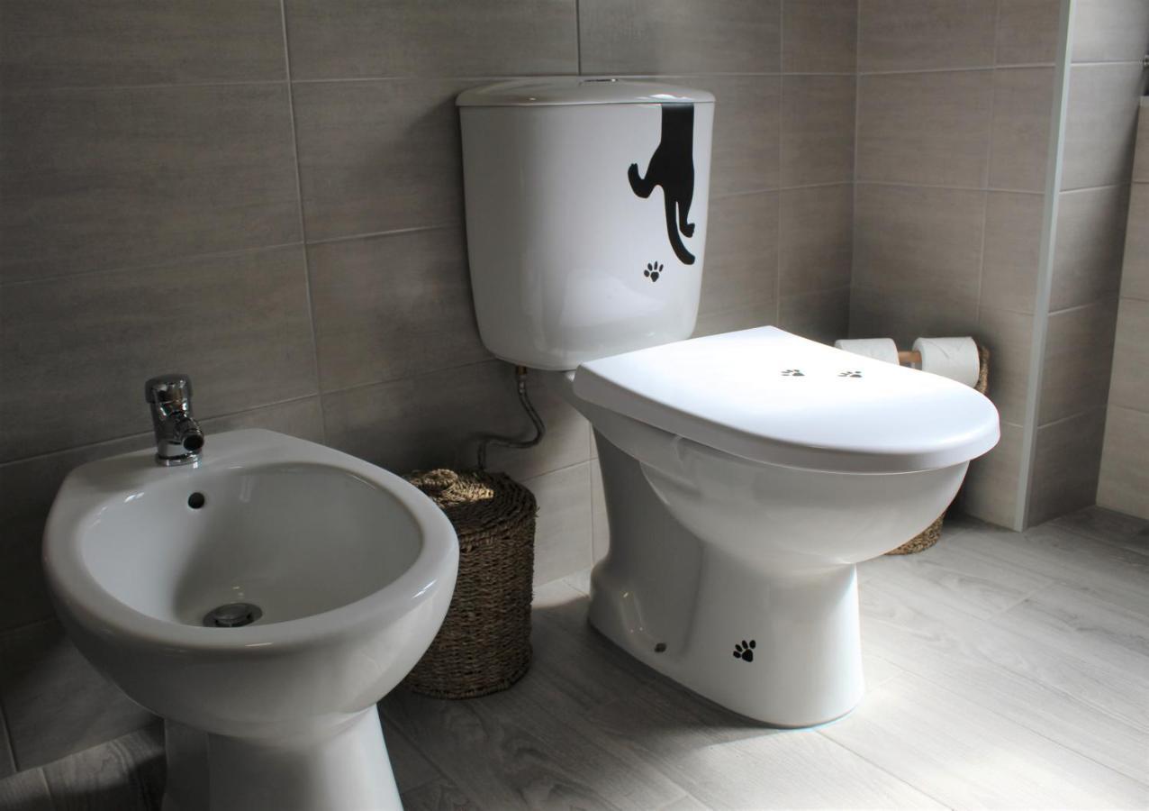 Casa Amarela: Conforto E Localizacao Perfeita! Dystrykt Dystrykt Faro Zewnętrze zdjęcie