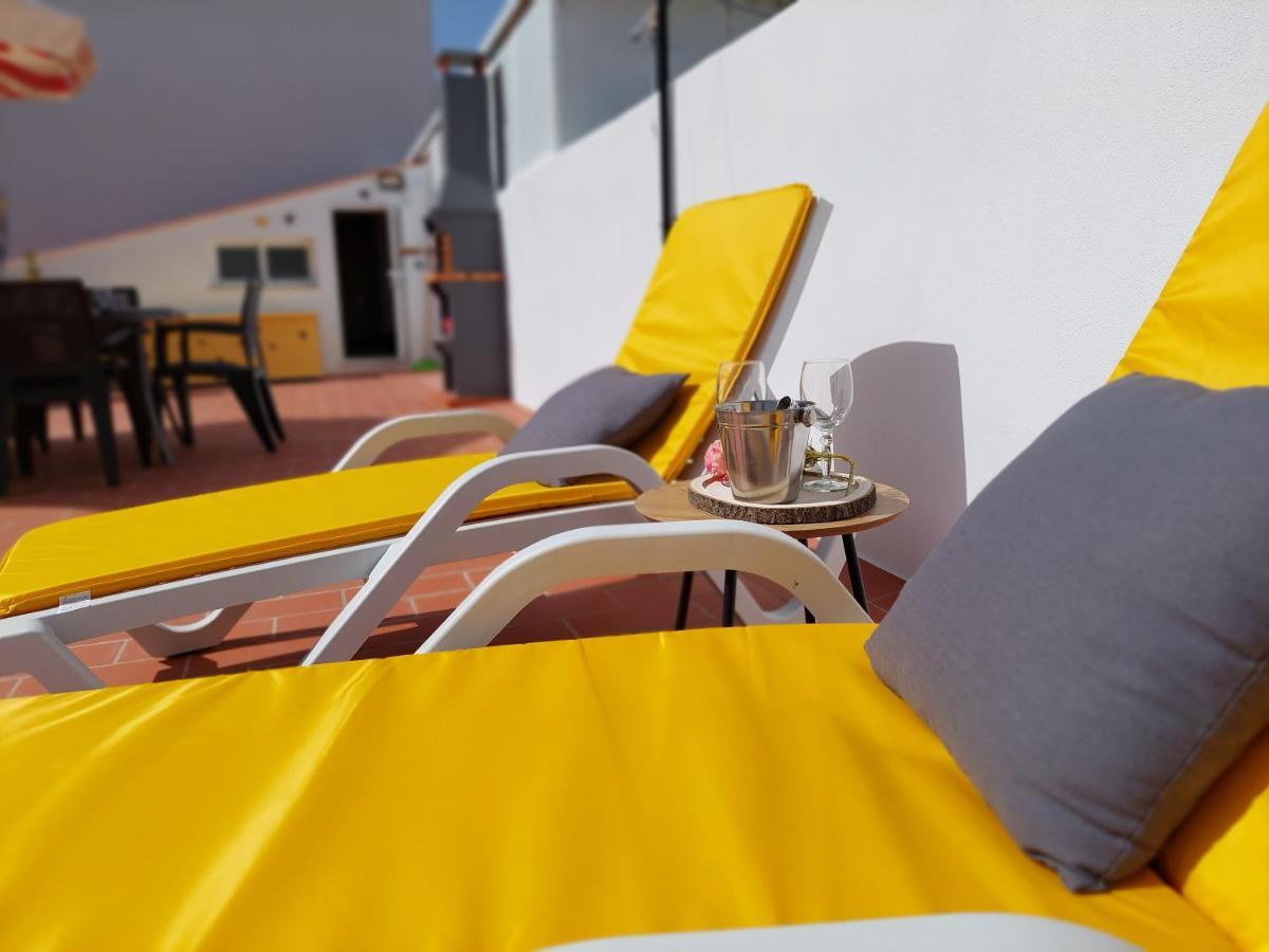 Casa Amarela: Conforto E Localizacao Perfeita! Dystrykt Dystrykt Faro Zewnętrze zdjęcie